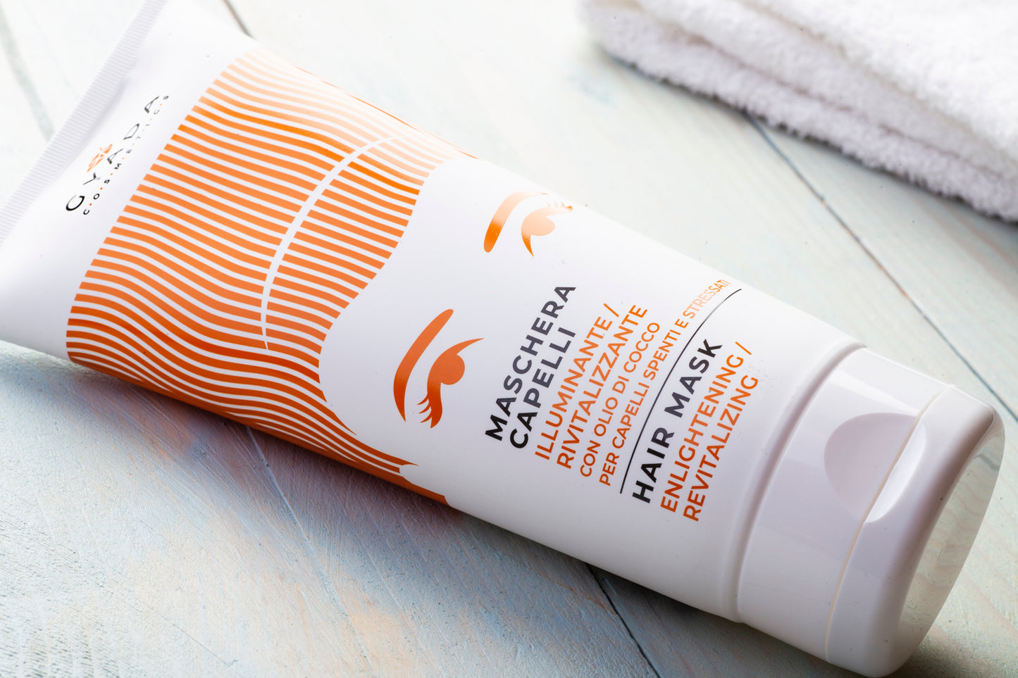 MASCHERA-CAPELLI-ILUMINANTE-RIVITALIZZANTE-TRATTAMENTO2